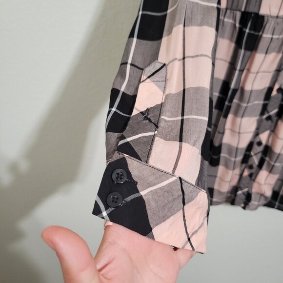 Torrid Plaid Pink Black Long Sleeve Peplum Button Up Blouse Size 3x (3) - Picture 3 of 7